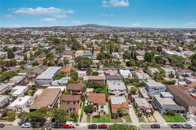 2250 Magnolia, Long Beach, CA 90806