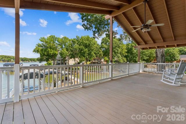 918 Pinehaven Drive, New London, NC 28127