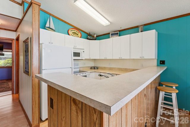918 Pinehaven Drive, New London, NC 28127