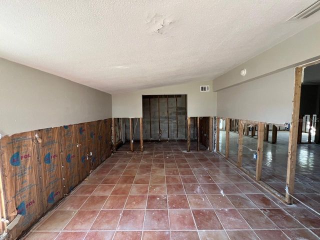 4118 CARSON STREET NE, St Petersburg, FL 33703