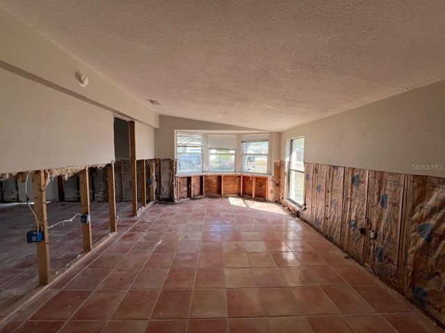 4118 CARSON STREET NE, St Petersburg, FL 33703