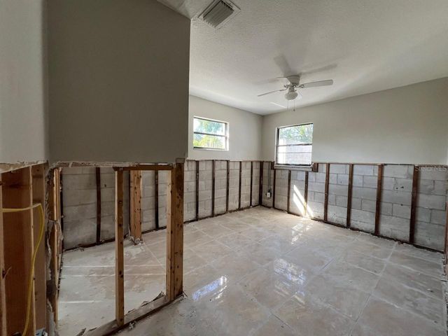 4118 CARSON STREET NE, St Petersburg, FL 33703