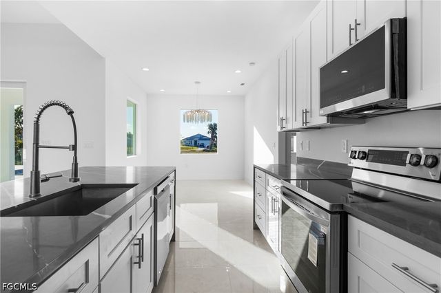 1026 Nelson RD N, Cape Coral, FL 33993