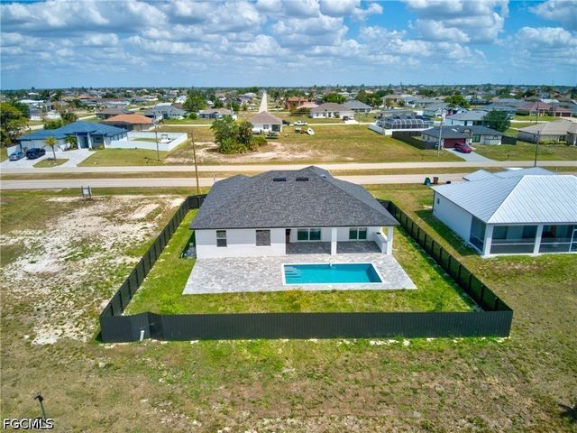 1026 Nelson RD N, Cape Coral, FL 33993
