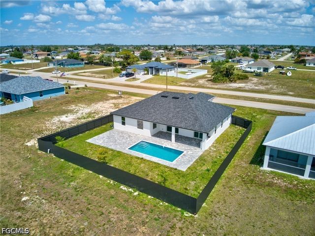 1026 Nelson RD N, Cape Coral, FL 33993