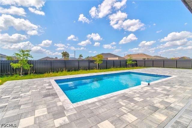 1026 Nelson RD N, Cape Coral, FL 33993