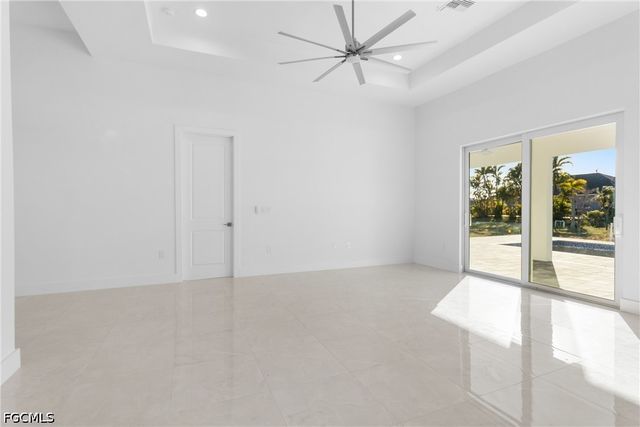 1026 Nelson RD N, Cape Coral, FL 33993
