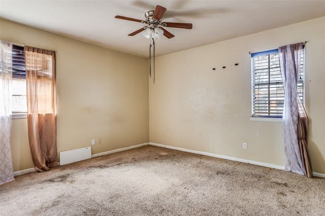 421 Smith Avenue, Everman, TX 76140