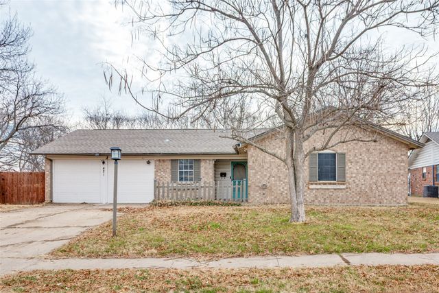 421 Smith Avenue, Everman, TX 76140