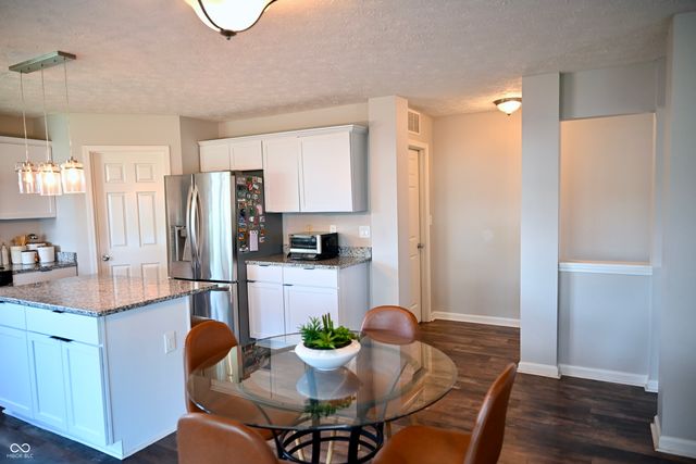 8330 Balmoral Lane, Avon, IN 46123