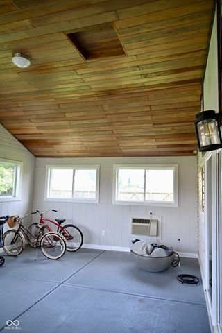 8330 Balmoral Lane, Avon, IN 46123