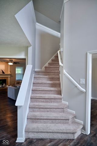 8330 Balmoral Lane, Avon, IN 46123