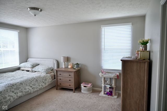 8330 Balmoral Lane, Avon, IN 46123