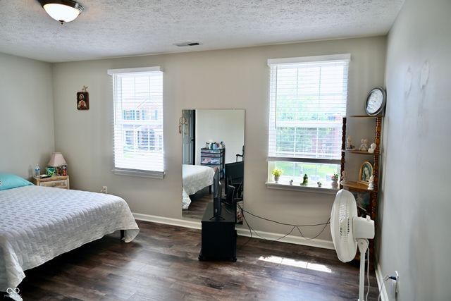 8330 Balmoral Lane, Avon, IN 46123