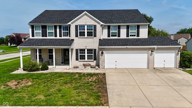 8330 Balmoral Lane, Avon, IN 46123