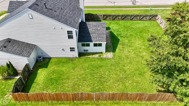 8330 Balmoral Lane, Avon, IN 46123