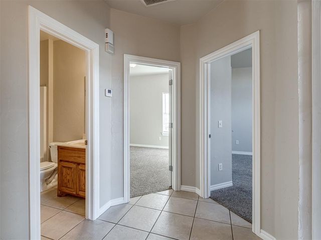 940 NE 28th Street, Moore, OK 73160