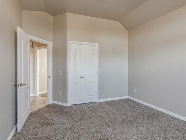 940 NE 28th Street, Moore, OK 73160