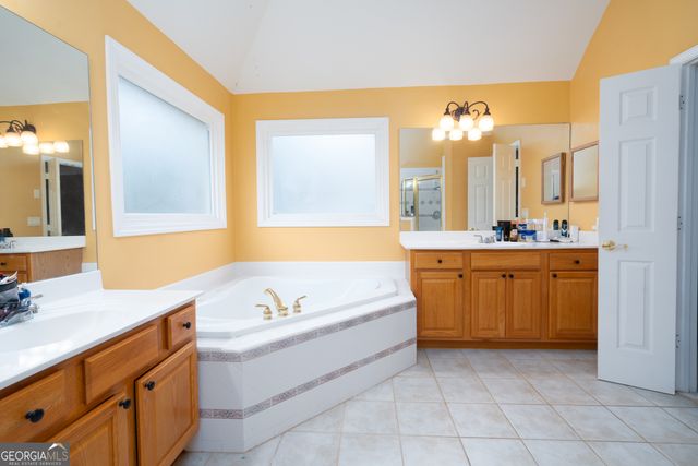 12043 Olmstead Drive, Fayetteville, GA 30215