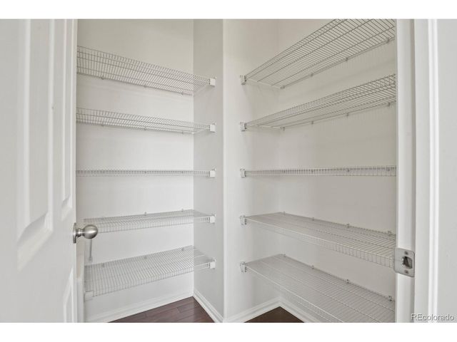 6021 S Irvington Ct, Aurora, CO 80016