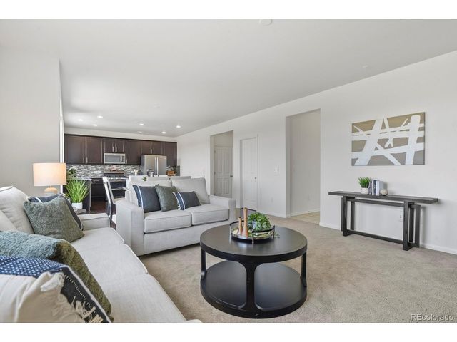 6021 S Irvington Ct, Aurora, CO 80016