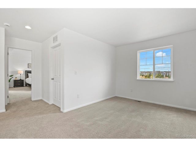 6021 S Irvington Ct, Aurora, CO 80016