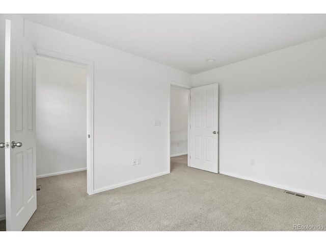 6021 S Irvington Ct, Aurora, CO 80016