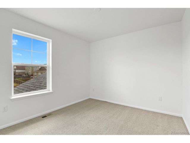 6021 S Irvington Ct, Aurora, CO 80016