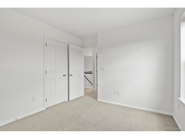 6021 S Irvington Ct, Aurora, CO 80016