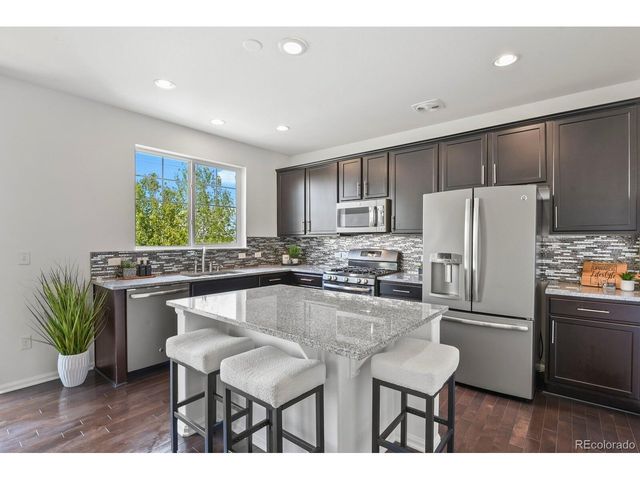 6021 S Irvington Ct, Aurora, CO 80016