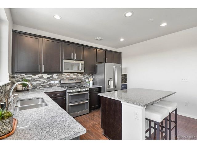 6021 S Irvington Ct, Aurora, CO 80016