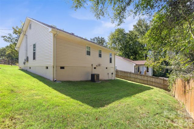 420 Maiden Lane SW, Concord, NC 28025