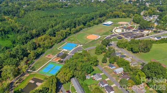 420 Maiden Lane SW, Concord, NC 28025