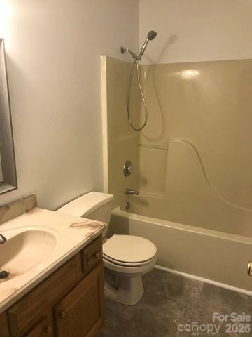 420 Maiden Lane SW, Concord, NC 28025