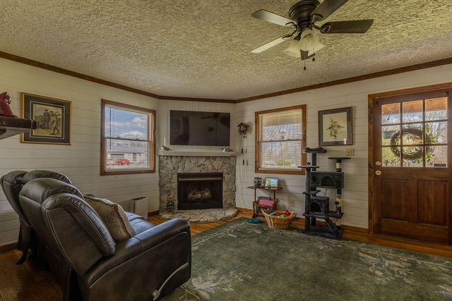 349 Stepping Stone Lane, Hillsboro, KY 41049