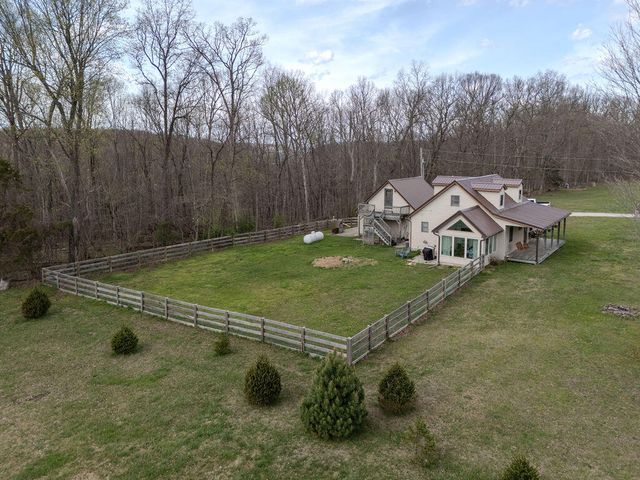 349 Stepping Stone Lane, Hillsboro, KY 41049