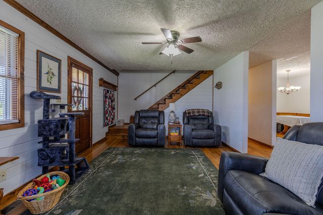 349 Stepping Stone Lane, Hillsboro, KY 41049