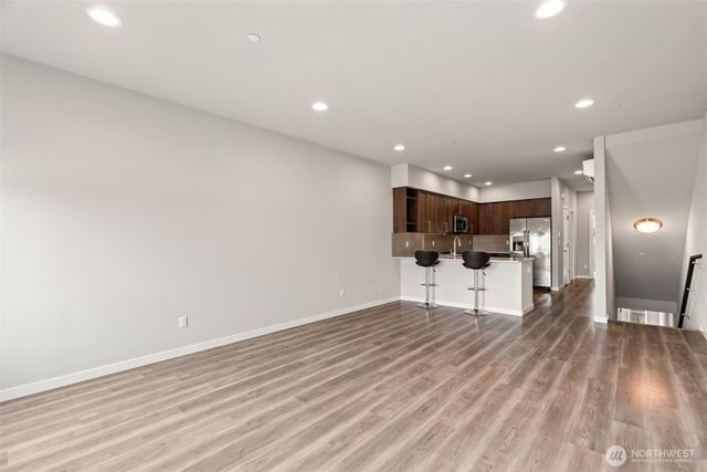 3311 156th Street SW #B4, Lynnwood, WA 98087