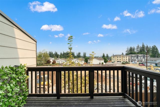 3311 156th Street SW #B4, Lynnwood, WA 98087