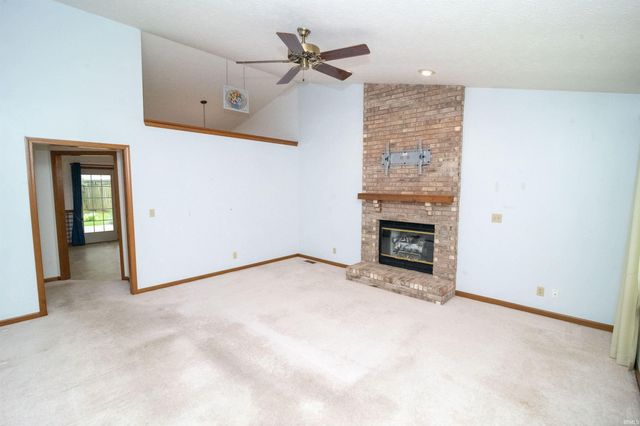 827 Sussex Court, Lafayette, IN 47909