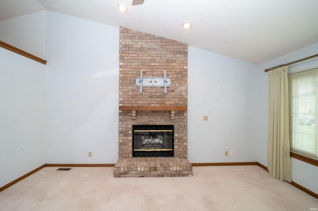 827 Sussex Court, Lafayette, IN 47909