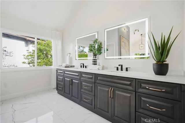 19 Easthill, Coto De Caza, CA 92679