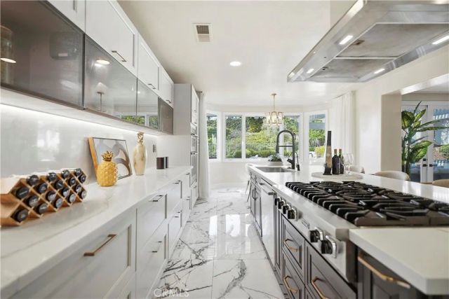 19 Easthill, Coto De Caza, CA 92679