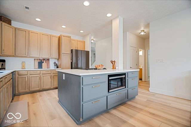 13528 E 131st Street, Fishers, IN 46037