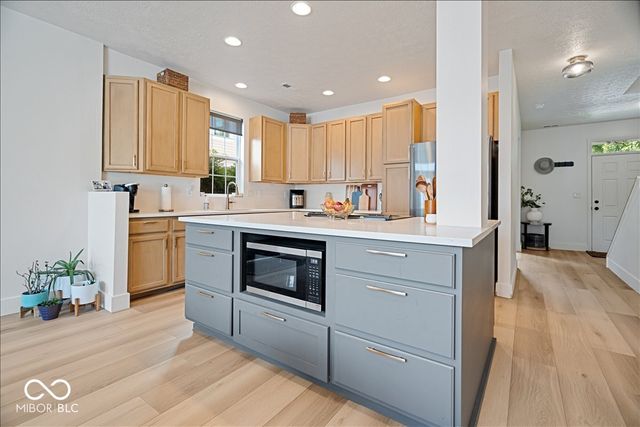 13528 E 131st Street, Fishers, IN 46037