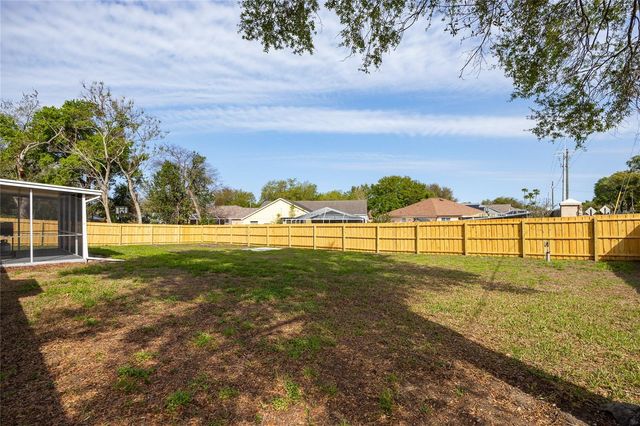 102 W ANGLEWOOD DRIVE, Brandon, FL 33511