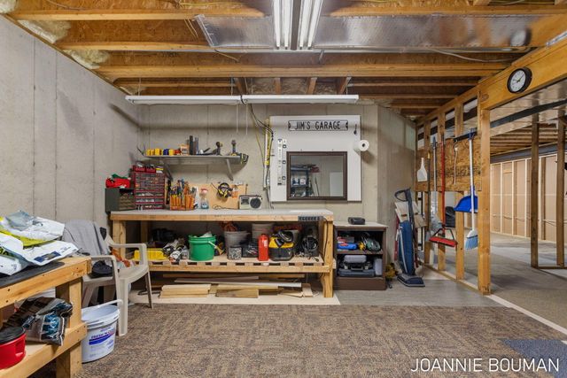 3497 Riverwalk Drive, Hamilton, MI 49419