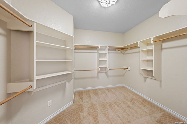 225 Skye Dr, Kerrville, TX 78028