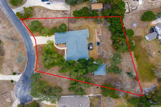 225 Skye Dr, Kerrville, TX 78028