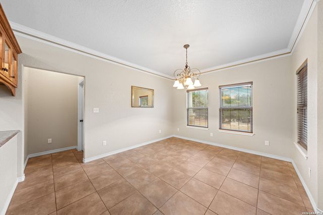 225 Skye Dr, Kerrville, TX 78028